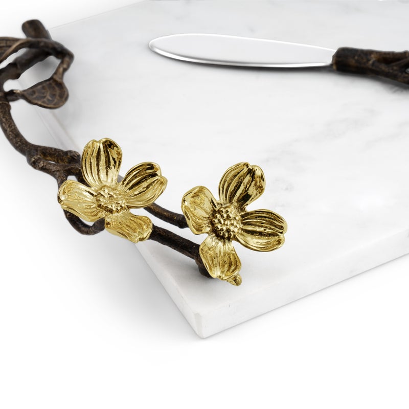 Michael Aram Dogwood Small Cheeseboard and knife