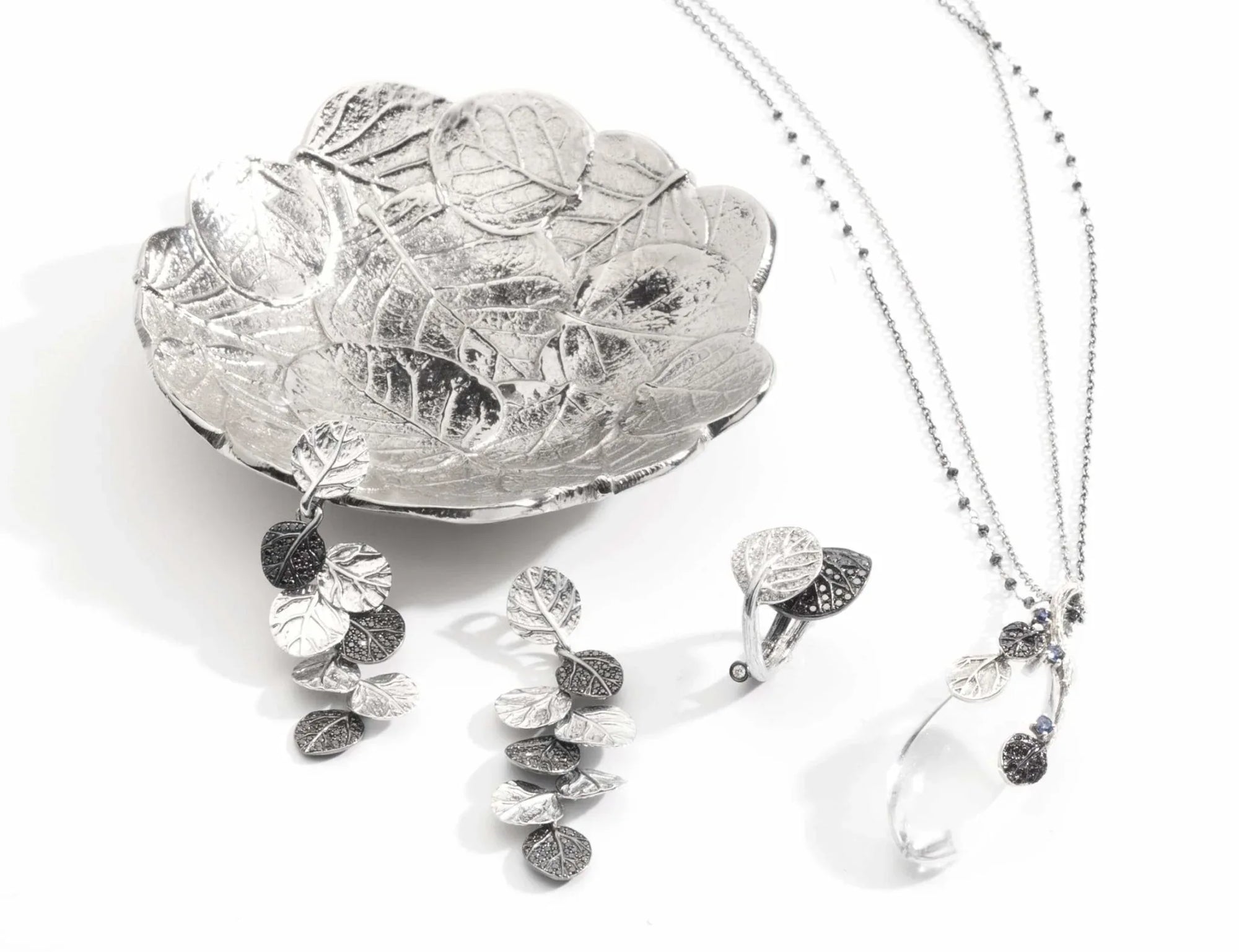 Michael Aram Botanical Leaf Earrings with Diamonds