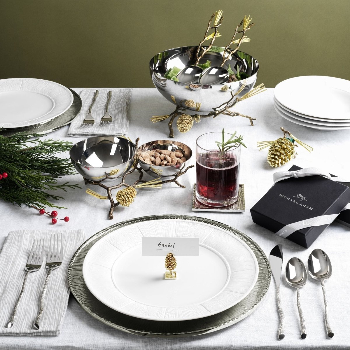 Michael Aram Pine Cone Placecard Holder Set